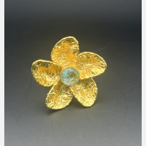 Blomsterring med klart lysbl�t glas