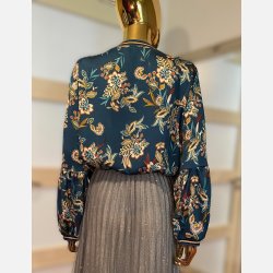 Flot m�nstret bluse