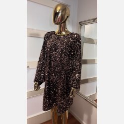 Broncefarvet pailletkjole